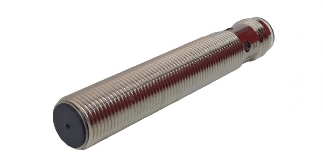 OMRON E2A-M12LS04-M1-C1